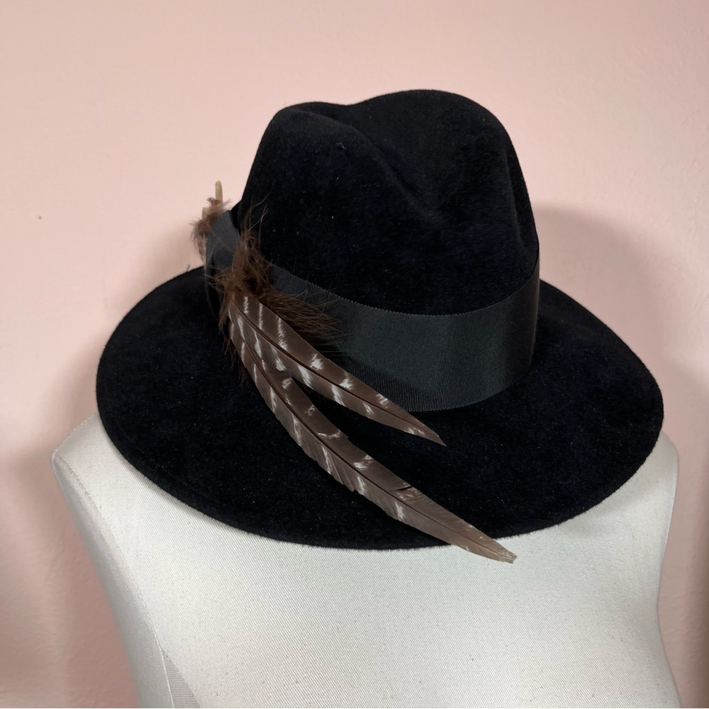 Vintage 1980 Retro Georgi Black Velvet wide flat brim Art Deco fedora Feather - Picture 8 of 16